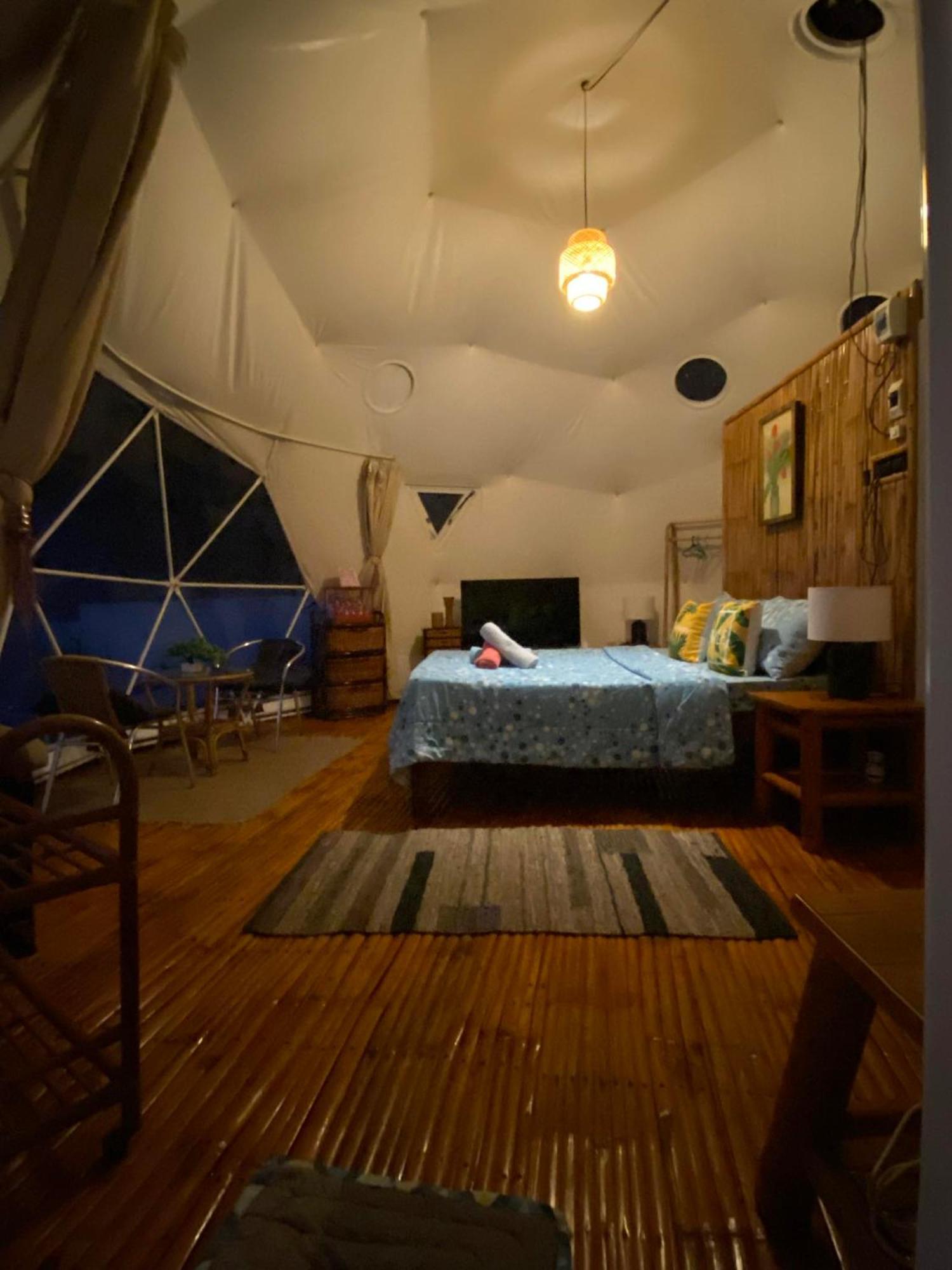 Glamping Dome Dauin Beach Resort Exterior photo